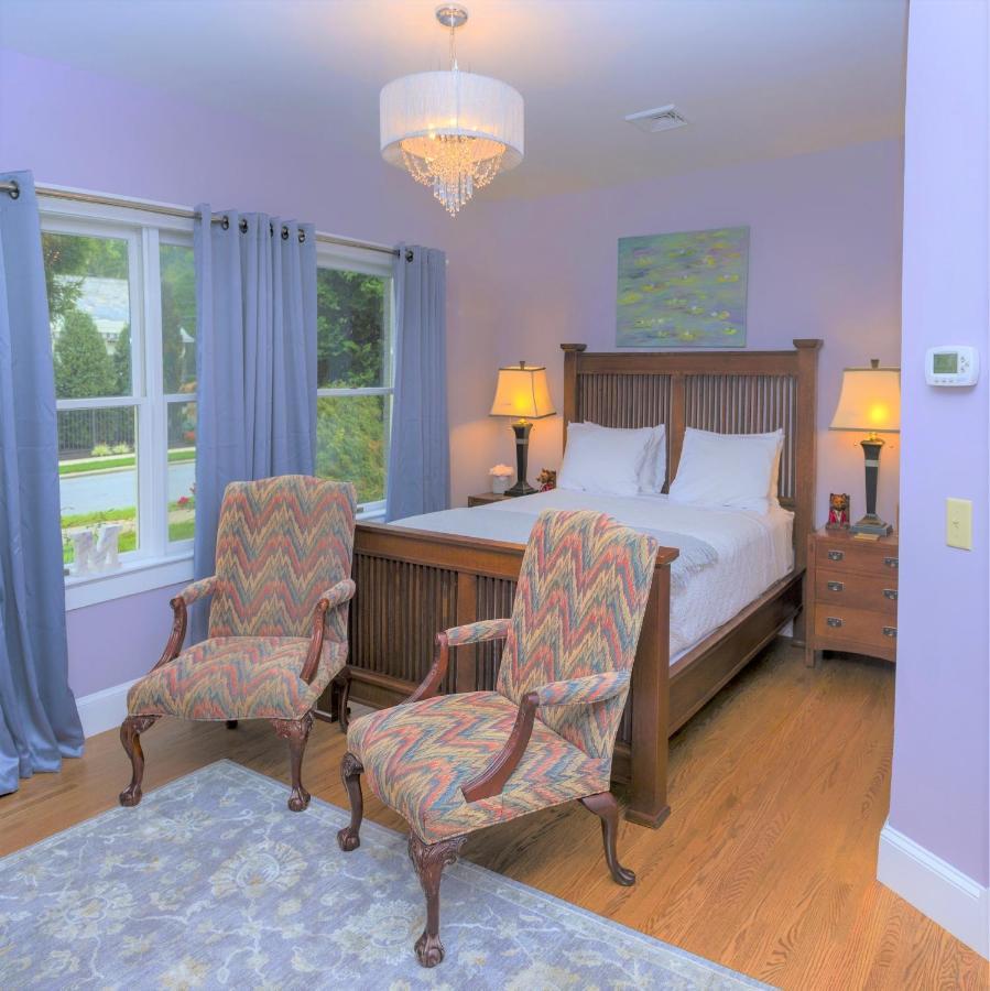 Bed and Breakfast The Manor On Front Harrisburg Pokoj fotografie
