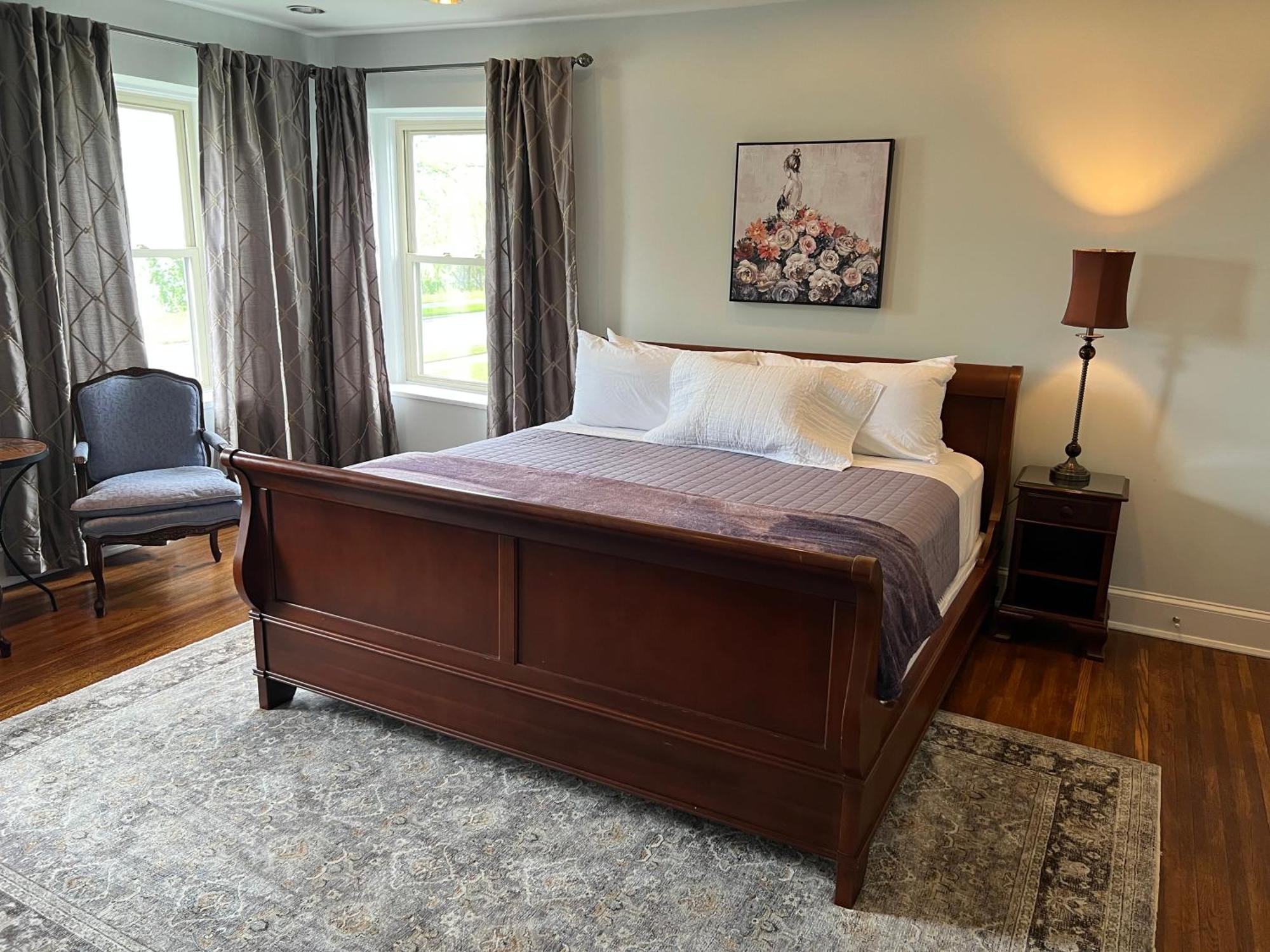 Bed and Breakfast The Manor On Front Harrisburg Pokoj fotografie